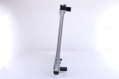 Фото 5 - Радиатор охлаждения двигателя NISSENS 64196A