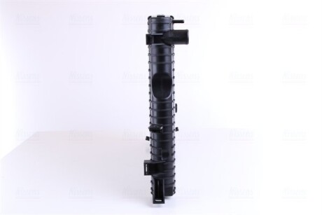 Фото 5 - Радиатор охлаждения двигателя NISSENS 64311A