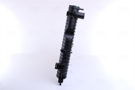 Фото 5 - Радиатор охлаждения двигателя NISSENS 64312A