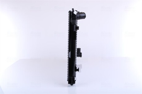 Фото 6 - Радиатор охлаждения двигателя NISSENS 64667A