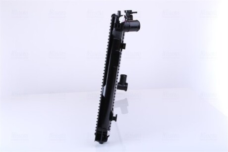 Фото 6 - Радиатор охлаждения двигателя NISSENS 64668A