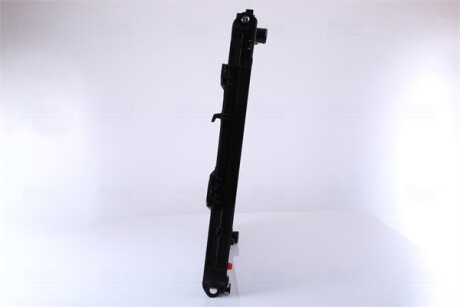 Фото 7 - Радиатор охлаждения двигателя NISSENS 646897