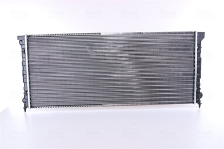 Фото 3 - Радиатор охлаждения двигателя NISSENS 651621