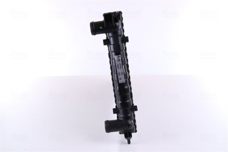 Фото 4 - Радиатор охлаждения двигателя NISSENS 651621