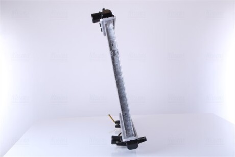 Фото 4 - Радиатор охлаждения двигателя NISSENS 66759