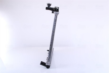 Фото 5 - Радіатор охолодження NISSENS 66766