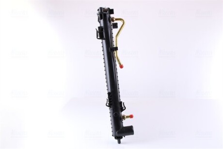 Фото 5 - Радіатор охолодження NISSENS 66781