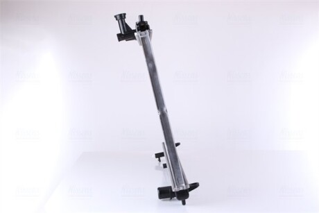 Фото 4 - Радіатор охолодження NISSENS 67095