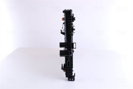 Фото 4 - Радіатор охолодження NISSENS 67174