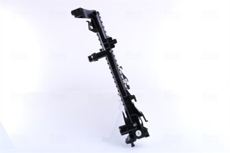 Фото 5 - Радіатор охолодження NISSENS 67186