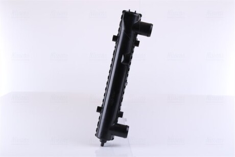 Фото 5 - Радіатор охолодження NISSENS 673001