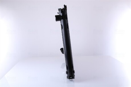 Фото 6 - Радиатор охлаждения двигателя NISSENS 67327