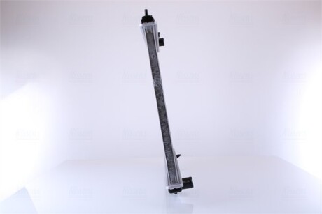 Фото 5 - Радиатор охлаждения двигателя NISSENS 67356