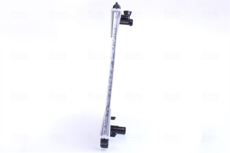 Фото 3 - Радиатор охлаждения двигателя NISSENS 67365