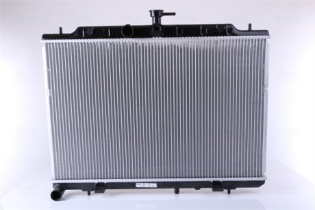 Фото 4 - Радіатор охолодження NISSENS 67366