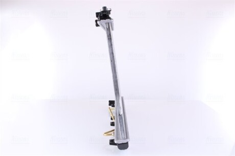 Фото 4 - Радіатор охолодження NISSENS 67493