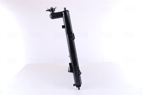 Фото 5 - Радиатор охлаждения двигателя NISSENS 67551