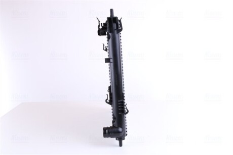 Фото 5 - Радіатор охолодження NISSENS 67611