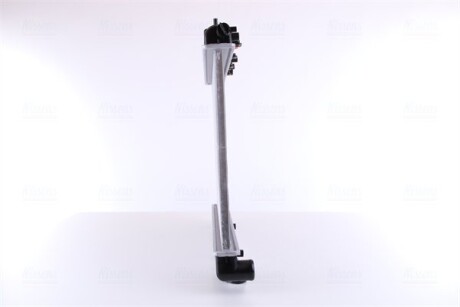 Фото 5 - Радіатор охолодження NISSENS 67728