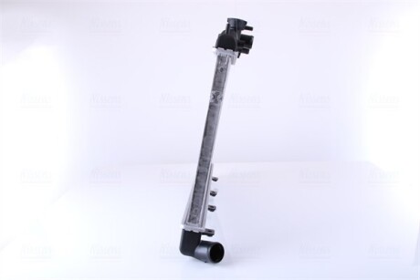 Фото 7 - Радіатор охолодження NISSENS 67737