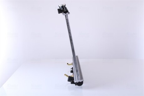 Фото 4 - Радиатор охлаждения двигателя NISSENS 68117