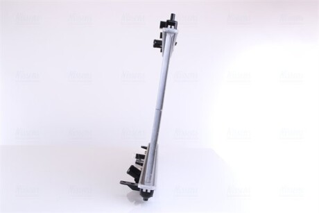 Фото 4 - Радиатор охлаждения двигателя NISSENS 681374