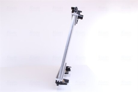 Фото 5 - Радиатор охлаждения двигателя NISSENS 681374