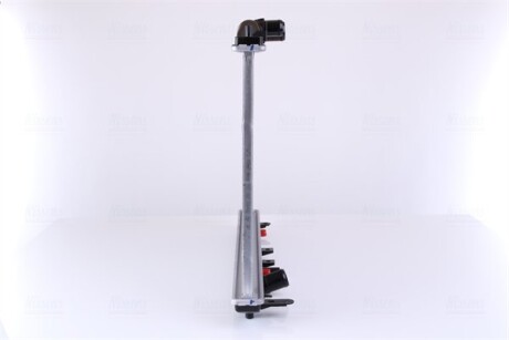 Фото 5 - Радиатор охлаждения двигателя NISSENS 68141