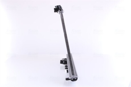 Фото 4 - Радиатор охлаждения двигателя NISSENS 68604