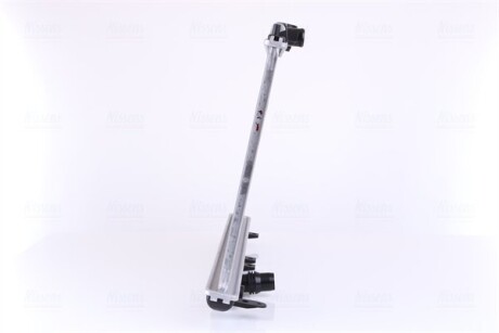 Фото 5 - Радиатор охлаждения двигателя NISSENS 68604