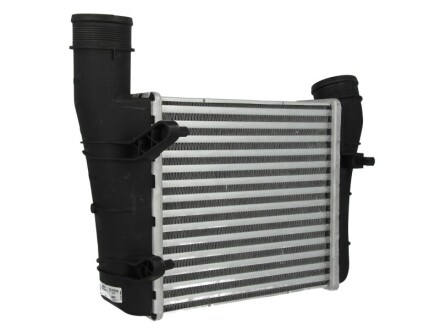 Фото 2 - Інтеркулер NISSENS 96707