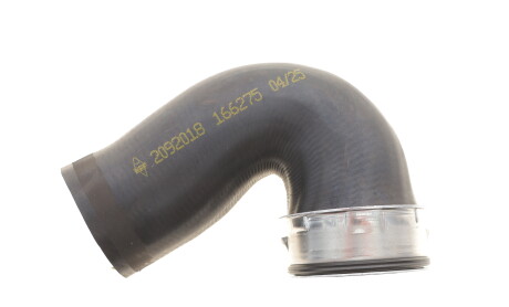 Патрубок интеркулера (нижний) VW Passat/Skoda Superb 1.8T/1.9TDI 00-08 - ((3B0145834L, 3B0145834Q, 8D0145834N)) NRF 166275