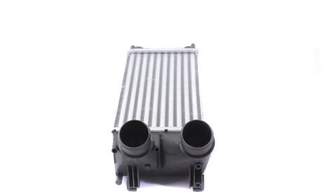 Фото 2 - Интеркулер NRF 30190