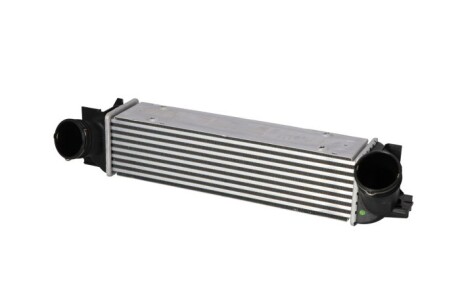 Intercooler bmw e82/e90 3,0/3,0d x1 2,0d - NRF 30947