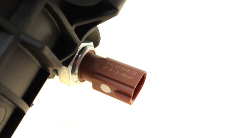 Фото 3 - Масляный радиатор NRF 31356