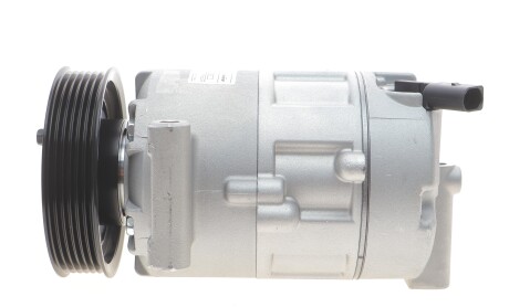 Фото 8 - Автозапчасть NRF 320193