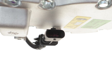 Фото 4 - Автозапчастина NRF 320210G