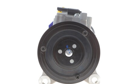 Фото 4 - Автозапчасть NRF 32862