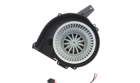 Моторчик пічки Audi A1/A2/Skoda Fabia/Rapid/Roomster 01- (Behr) - (6Q1819015G, 6R1819015, 6Q1819015H) NRF 34005