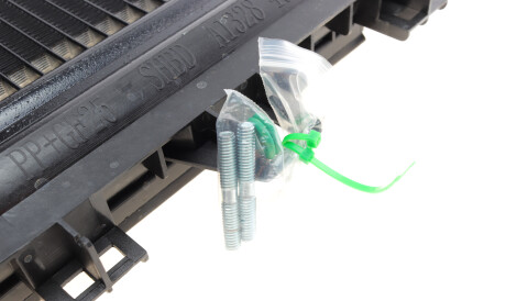 Фото 3 - Радиатор кондиционера NRF 350081