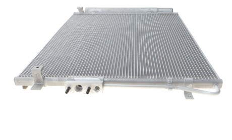 Фото 3 - Автозапчастина NRF 350539