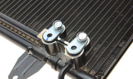 Фото 3 - Радиатор кондиционера NRF 350572