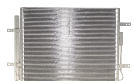 Фото 4 - Автозапчасть NRF 350651