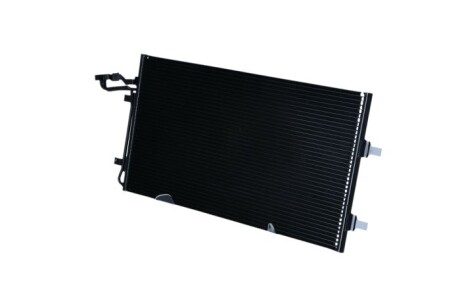 Радіатор кондиціонера Volvo C30/C70/S40/V50 1.6-2.0 04-12 - (30647932, 30661958, 30755665) NRF 35770 (фото 1)