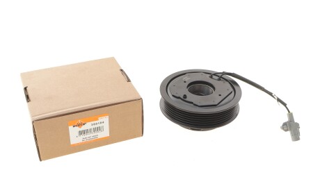 Фото 2 - Автозапчастина NRF 380104