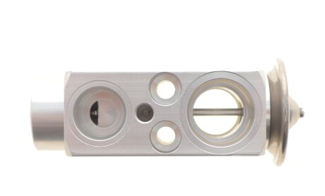 Фото 5 - Автозапчасть NRF 38489