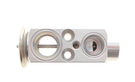 Фото 6 - Автозапчасть NRF 38497