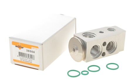 Фото 2 - Автозапчасть NRF 38504