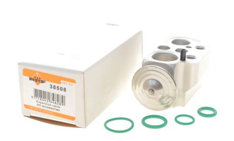 Фото 2 - Автозапчасть NRF 38508