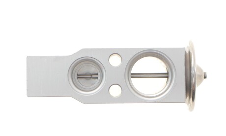 Фото 5 - Автозапчастина NRF 38516